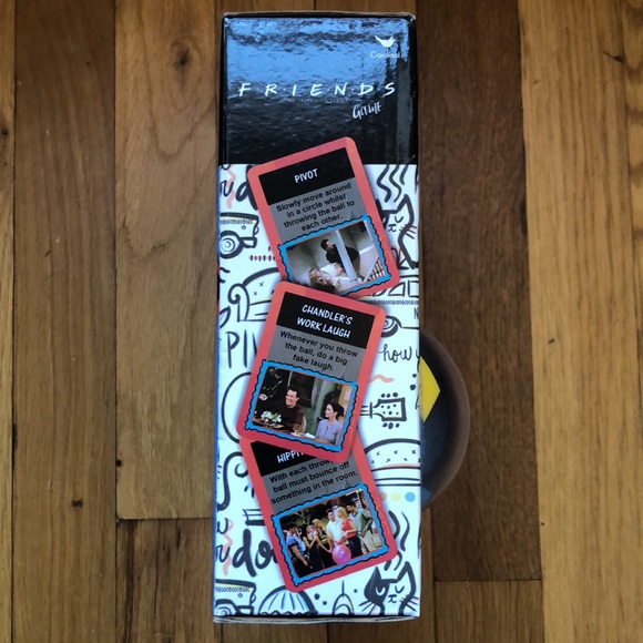 FRIENDS “The One With The Ball” Game - Picture 4 of 4